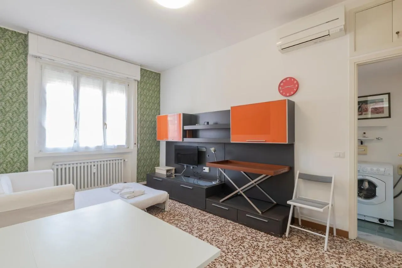 Apartment Bordighera Studio - Vicino Iulm / Naba - Wifi A.C. Milan