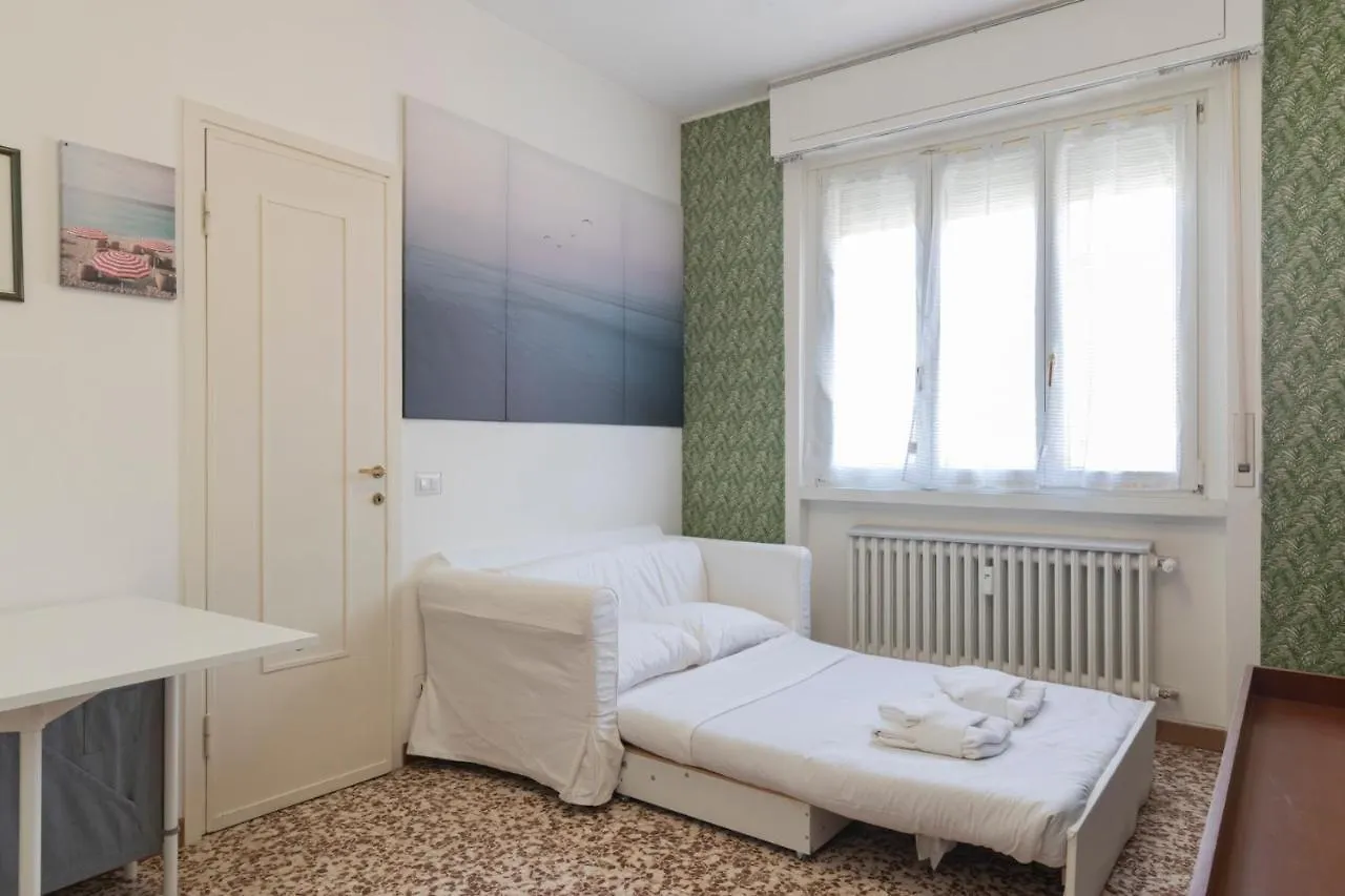 Apartamento Bordighera Studio - Vicino Iulm / Naba - Wifi A.C. Milão Itália