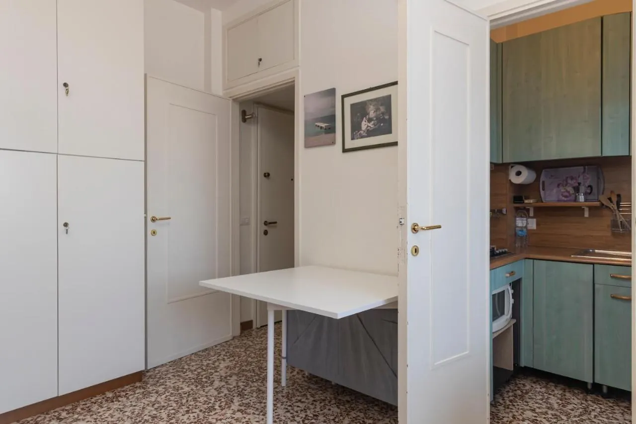 Apartamento Bordighera Studio - Vicino Iulm / Naba - Wifi A.C. Milão